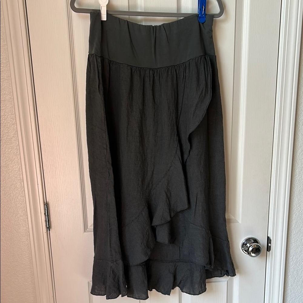 Made in Italy, linen Gray Ruffle Skirt